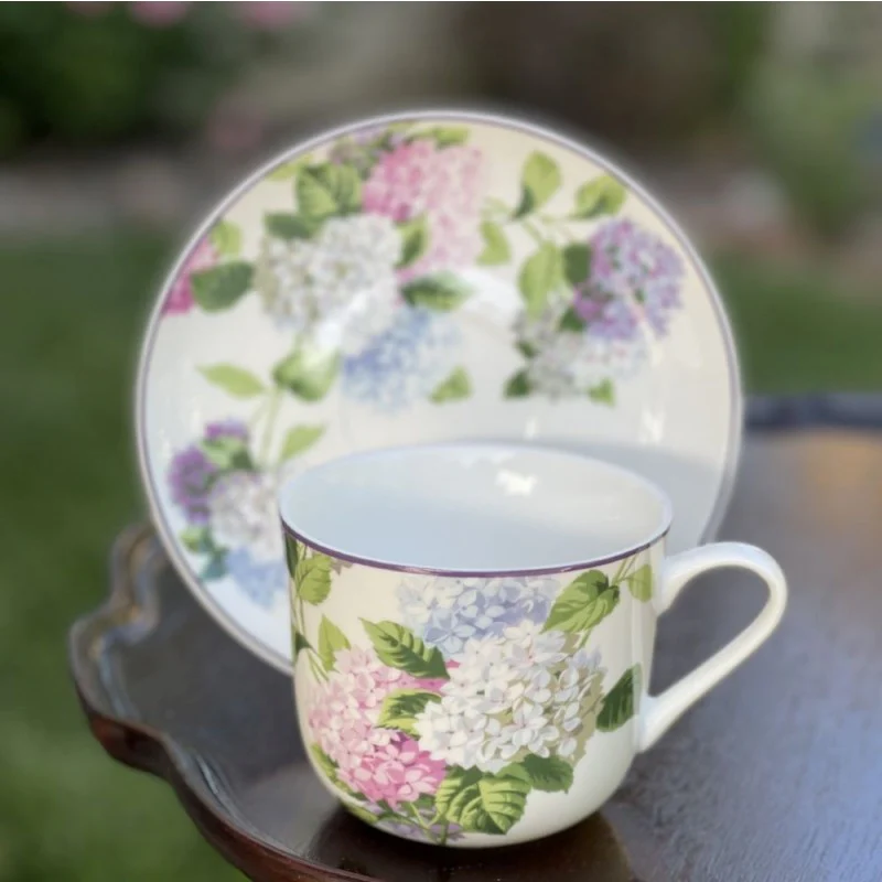 2 Blue Purple Lilacs Porcelain 15oz 2 Set Cups and Saucers