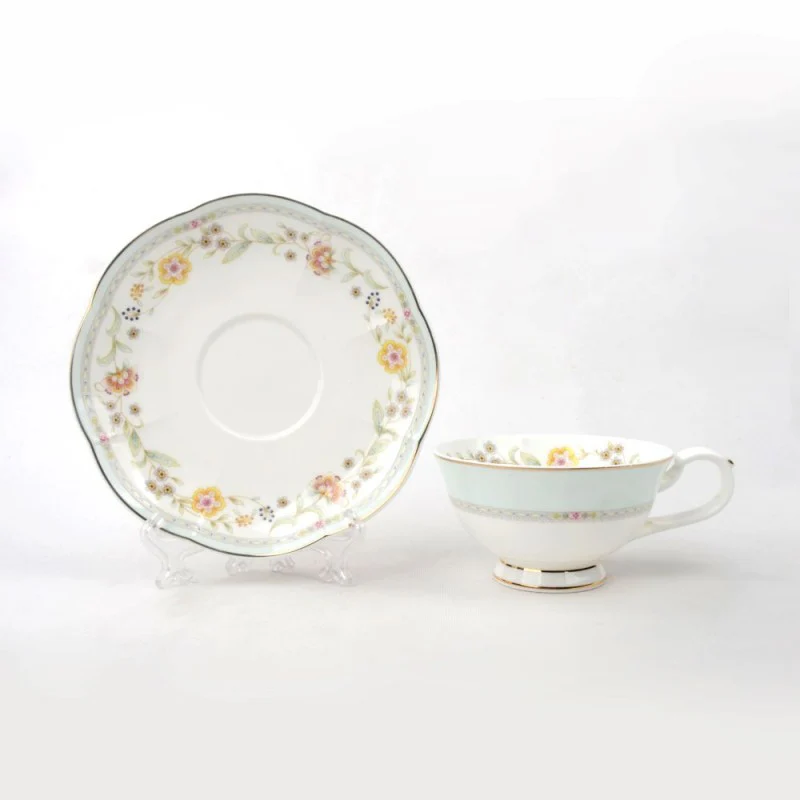 Green Rim Yellow Corn Flower Tea Cup Saucer, Set of 4