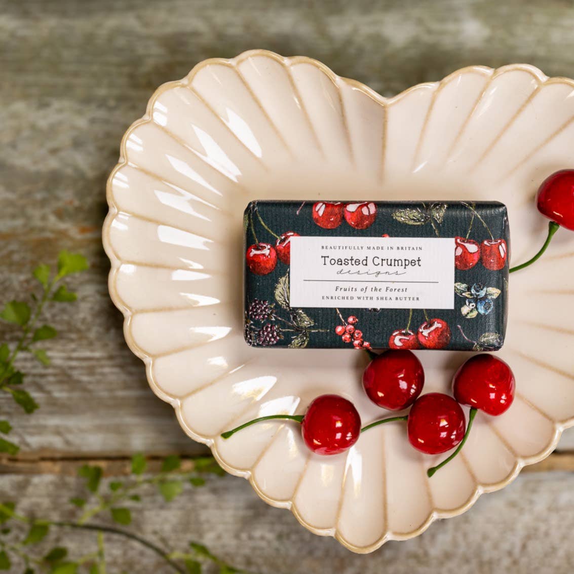Toasted Crumpet - Fruits of the Forest Soap 190G Soap Bar - Image 3