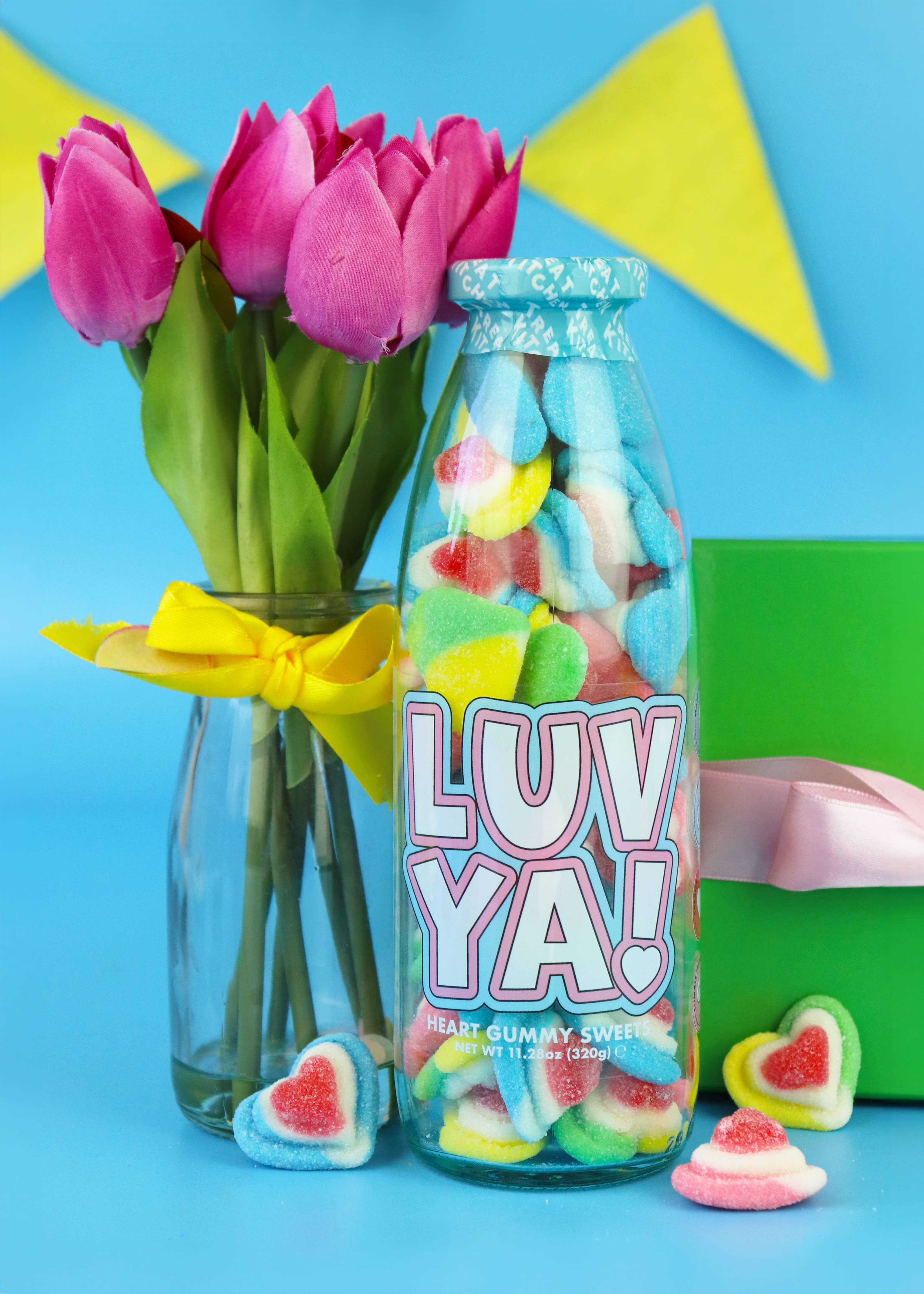 Treat Kitchen - "Luv Ya" Gummy 3D Hearts Sweet Bottle - Image 3