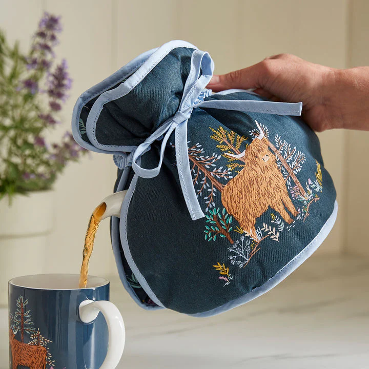 Ulster Weavers Connie the Highland Cow Tea Cosy - Muff - Image 2