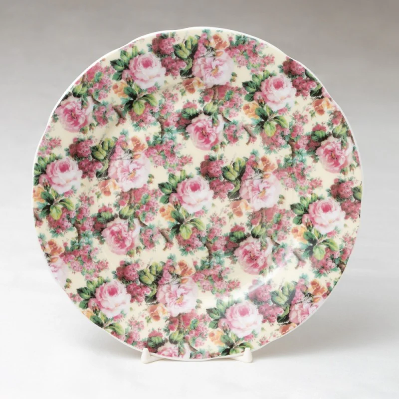 Victorian Vintage Bone China Scallop Salad Plates, Set of 4